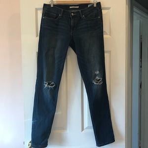 Levi’s 524 skinny! PRICE FIRM